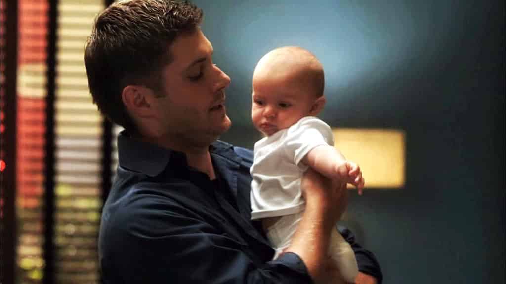 6x02 Two and a Half Men dean baby shapeshifter
